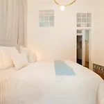 Heart Of Luxe For 10 Apartment Lissabon