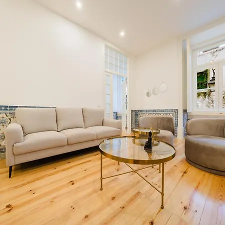 Heart Of Luxe For 10 Apartment Lissabon