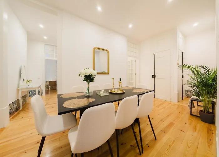 Διαμέρισμα Heart Of Lisbon Luxe Stay For 10