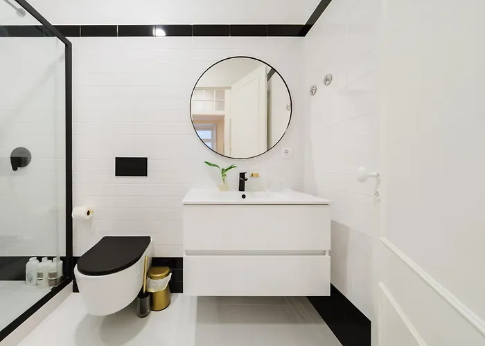 Heart Of Lisbon Luxe Stay For 10 Διαμέρισμα Lisboa