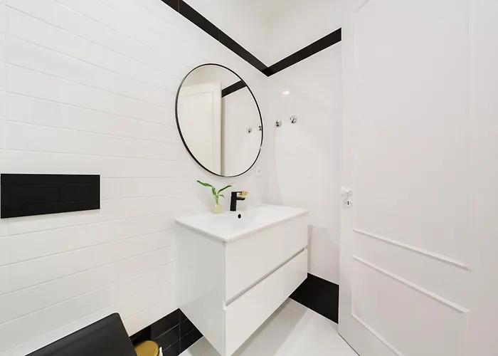 Heart Of Lisbon Luxe Stay For 10 Lisboa