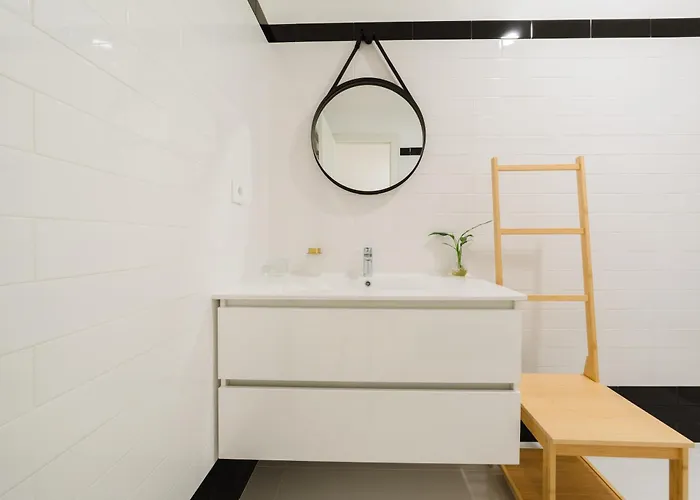 Heart Of Lisbon Luxe Stay For 10 Διαμέρισμα *