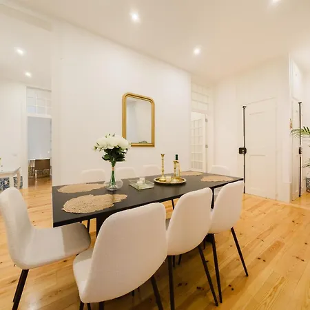 Apartment Heart Of Lisbon Luxe Stay For 10