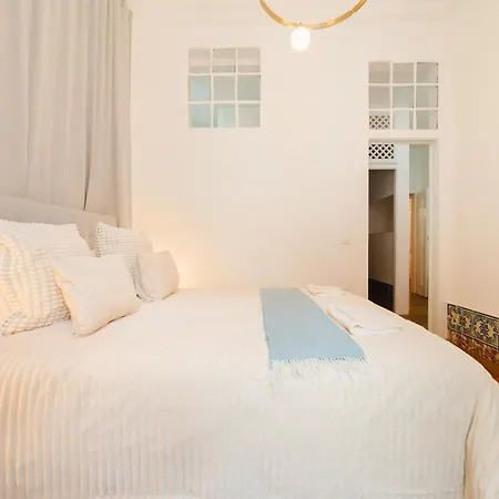 Heart Of Luxe For 10 Apartment Lisbon
