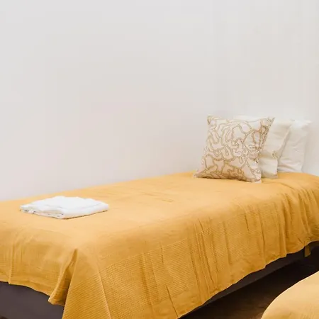 Heart Of Lisbon Luxe Stay For 10 *