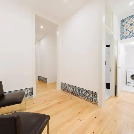Heart Of Lisbon Luxe Stay For 10 Apartamento