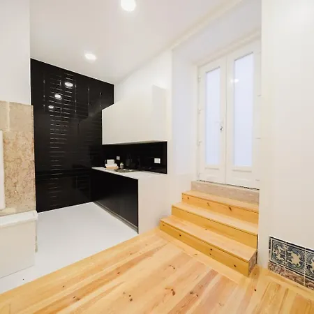 Heart Of Lisbon Luxe Stay For 10 *