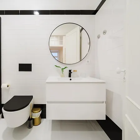 Heart Of Lisbon Luxe Stay For 10 Apartamento Lisboa