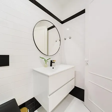 Heart Of Lisbon Luxe Stay For 10 Lisboa