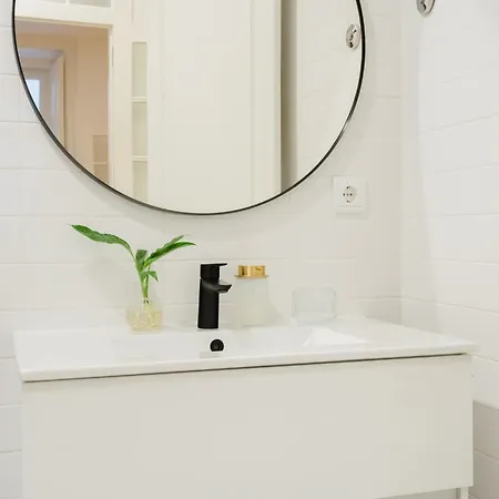 Heart Of Lisbon Luxe Stay For 10 *