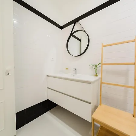Heart Of Lisbon Luxe Stay For 10 Apartamento