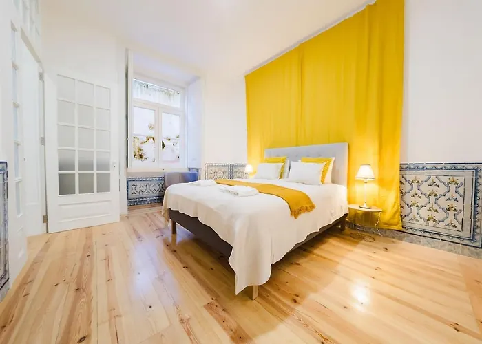 Apartment Heart Of Lisbon Luxe Stay For 10 Lissabon