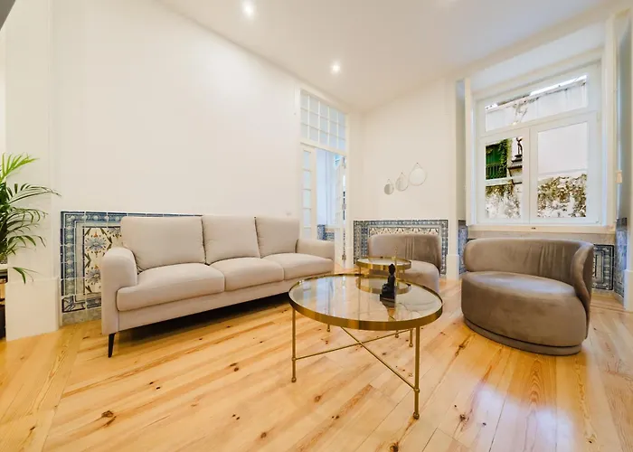 Heart Of Lisbon Luxe Stay For 10 Apartment Lissabon