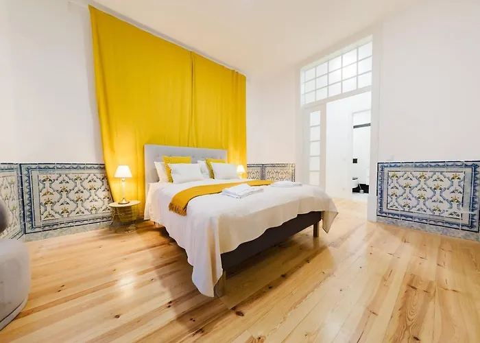 Apartment Heart Of Lisbon Luxe Stay For 10 Lisbon