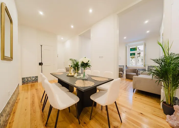 Apartment Heart Of Lisbon Luxe Stay For 10