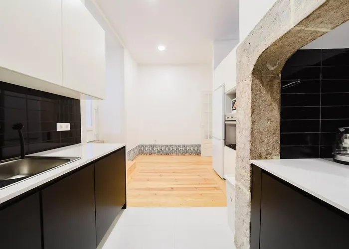 Apartment Heart Of Lisbon Luxe Stay For 10 *