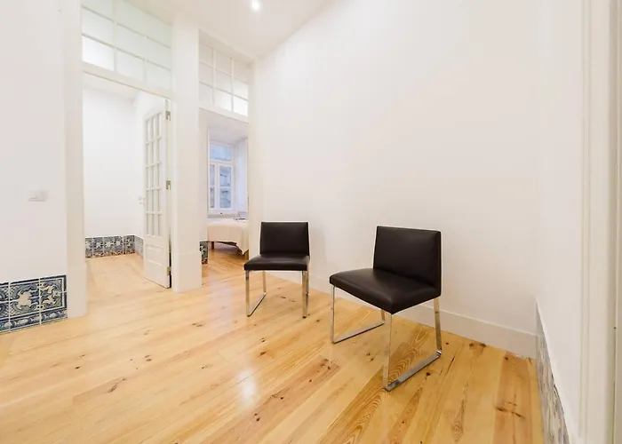 Heart Of Lisbon Luxe Stay For 10 Appartement